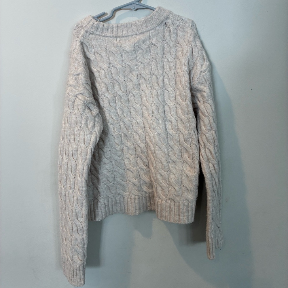 H&M Cozy Cream Cable Knit Sweater - Picture 5 of 5